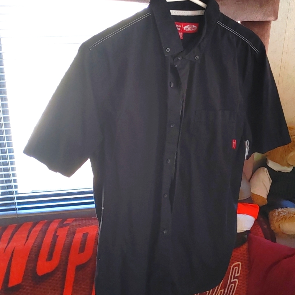 Van's Size M black SS